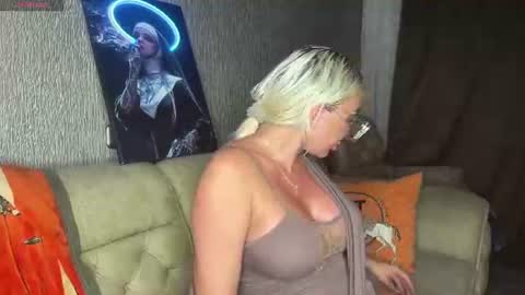Jess online show from 7, 7, 2026