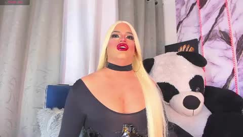 kassandra lazcano online show from 18, 6, 2026