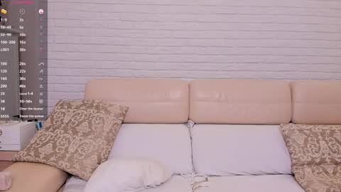 missxcaprice online show from 31, 5, 2026