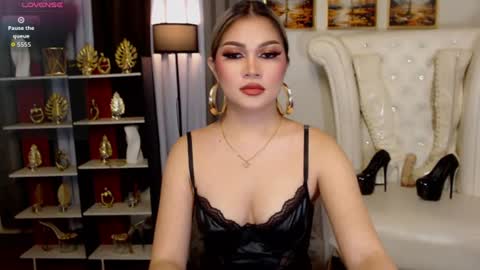 mistressathenna online show from 11, 6, 2026