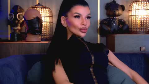 Snapshot of mistresselenia chatting on 17, 4, 2026 Elenia online show from 17, 4, 2026
