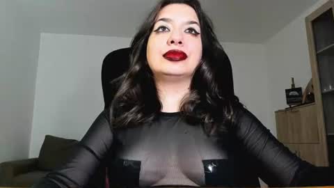 YourGoddessM online show from 18, 6, 2026