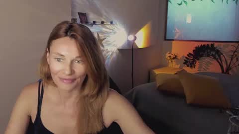 MistyBarnes NONUDE MODEL online show from 14, 6, 2026