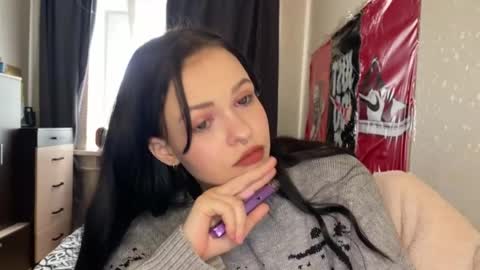 molly_kinkli online show from 21, 4, 2026