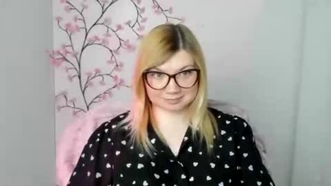 Molly online show from 11, 5, 2026