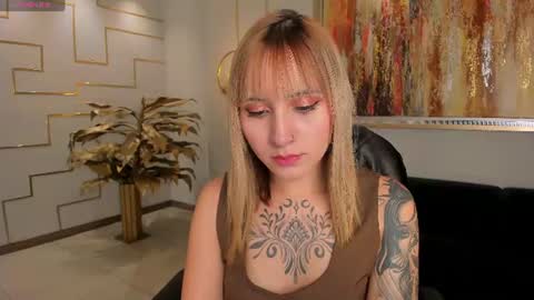 Molly Sunders online show from 13, 6, 2026