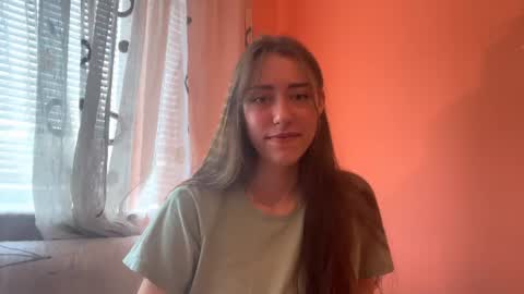 Snapshot of moniquebillinghurst chatting on 19, 6, 2026 Rose online show from 19, 6, 2026