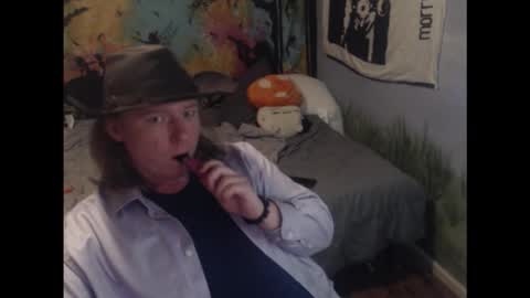 mr_strawberry online show from 4, 3, 2026