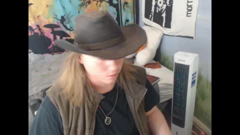 mr_strawberry online show from 10, 5, 2026