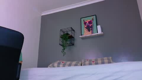 Snapshot of mrfox__ chatting on 28, 5, 2026 Mr Fox online show from 28, 5, 2026