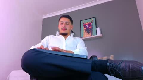 Snapshot of mrfox__ chatting on 19, 6, 2026 Mr Fox online show from 19, 6, 2026
