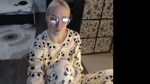 Sasha online show from 23, 4, 2026