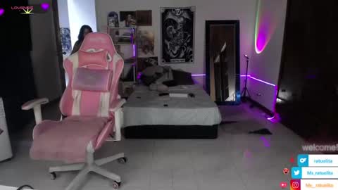 Manuela3 online show from 16, 6, 2026