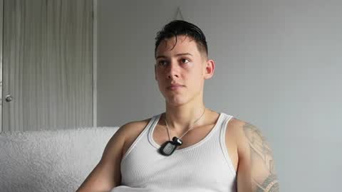 muscle_king_cum online show from 22, 6, 2026