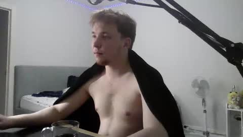 Snapshot of mxmplay chatting on 1, 6, 2026 alexplay online show from 1, 6, 2026
