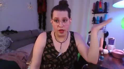 Mx Charlotte online show from 17, 6, 2026