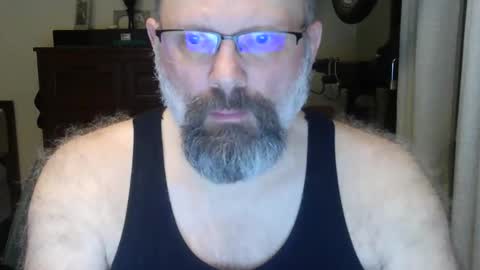 Just hanging out - No pressure online show from 7, 6, 2026