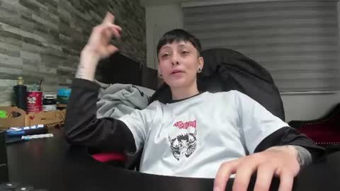 n3utro444 online show from 12, 6, 2026