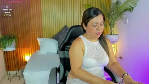 Snapshot of nahia_13 chatting on 4, 6, 2026 N A H I A online show from 4, 6, 2026