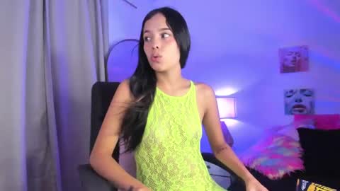 nahiara_santana online show from 26, 6, 2026