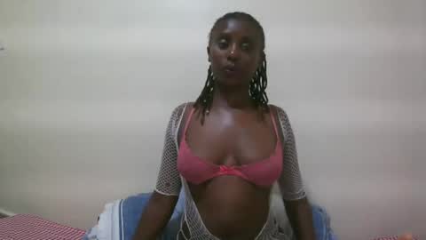 Snapshot of nana2095 chatting on 11, 6, 2026 nana2095 online show from 11, 6, 2026
