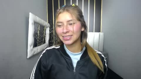 Snapshot of nancy_blonde chatting on 29, 4, 2026 nancy blonde online show from 29, 4, 2026