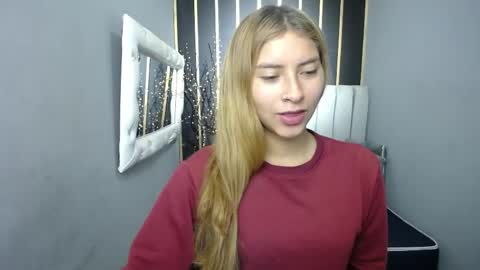 Snapshot of nancy_blonde chatting on 10, 5, 2026 nancy blonde online show from 10, 5, 2026