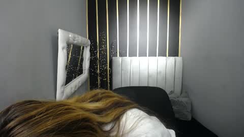 Snapshot of nancy_blonde chatting on 15, 5, 2026 nancy blonde online show from 15, 5, 2026