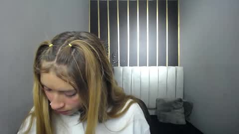 Snapshot of nancy_blonde chatting on 16, 5, 2026 nancy blonde online show from 16, 5, 2026