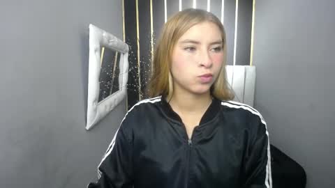 Snapshot of nancy_blonde chatting on 26, 5, 2026 nancy blonde online show from 26, 5, 2026