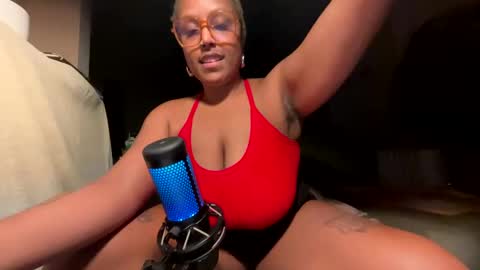 Naomigiirl6 online show from 28, 2, 2025