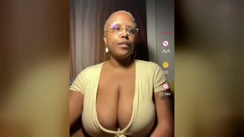 Naomigiirl6 online show from 28, 6, 2026