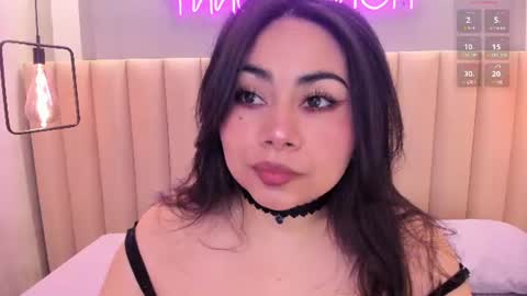 Naomy  online show from 22, 6, 2026