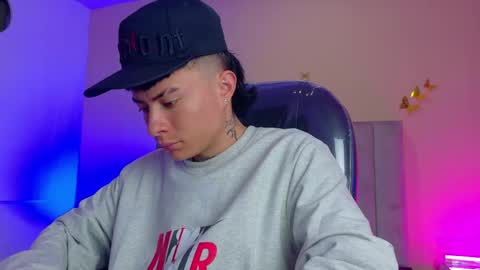 Snapshot of nascary_fox chatting on 9, 6, 2026 Nascary Fox online show from 9, 6, 2026