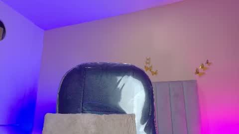Snapshot of nascary_fox chatting on 17, 6, 2026 Nascary Fox online show from 17, 6, 2026