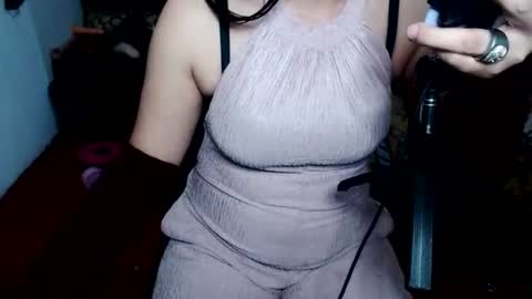 Vivian online show from 22, 6, 2026