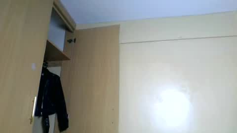 Kiki online show from 8, 7, 2026