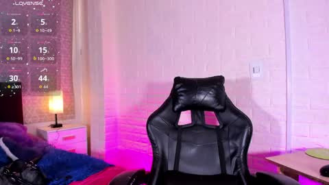 Natalia Kiss online show from 6, 6, 2026