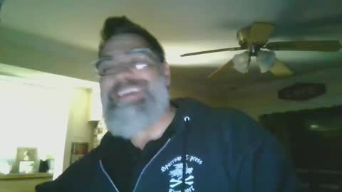 Snapshot of nateemkow chatting on 8, 12, 2024 lombardIL online show from 8, 12, 2024