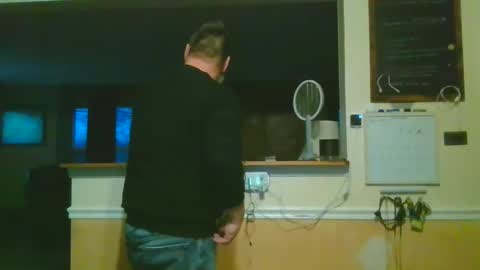 Snapshot of nateemkow chatting on 4, 1, 2025 lombardIL online show from 4, 1, 2025