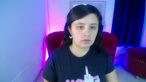 nathaly low online show from 17, 6, 2026