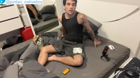 native_boy2 online show from 19, 5, 2026