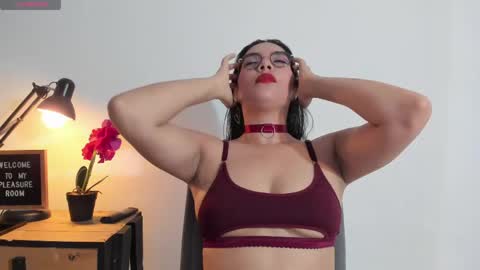 Natty Trainor online show from 22, 5, 2026
