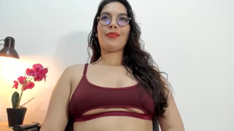 Natty Trainor online show from 10, 6, 2026