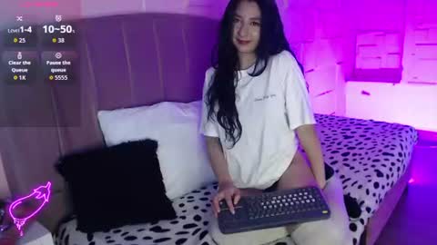 natuxxa online show from 9, 6, 2026