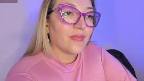 Nataly online show from 8, 6, 2026