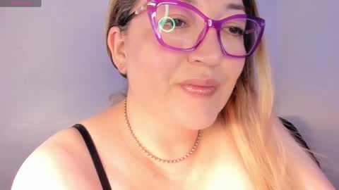 Nataly online show from 9, 6, 2026