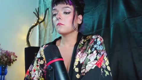 Em  please help me reach 100 thumbs up 3 online show from 8, 6, 2026