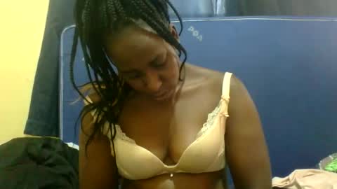 Snapshot of naughty_slender2 chatting on 7, 6, 2026 jn online show from 7, 6, 2026