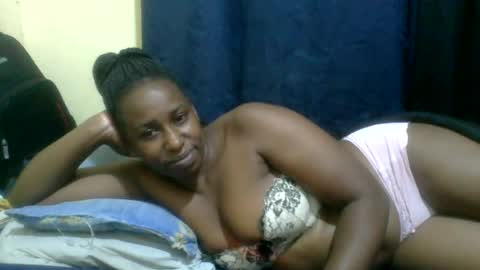 Snapshot of naughty_slender2 chatting on 15, 6, 2026 jn online show from 15, 6, 2026